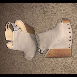 Tan Chinese laundry wedges
